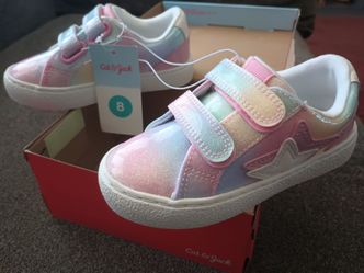 Brand new girl's sneakers shoes size 8