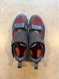 Nike cycling shoes