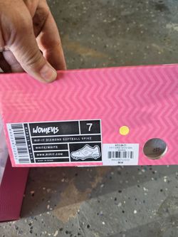 Brand new metal cleats rip it