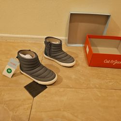 Brand New Boys Cat & Jack Ainsley Zipper Booties Size 10