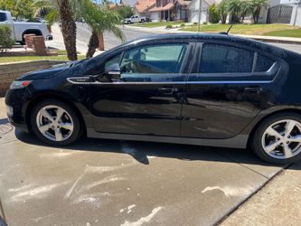 2014 Chevy Volt 132k miles