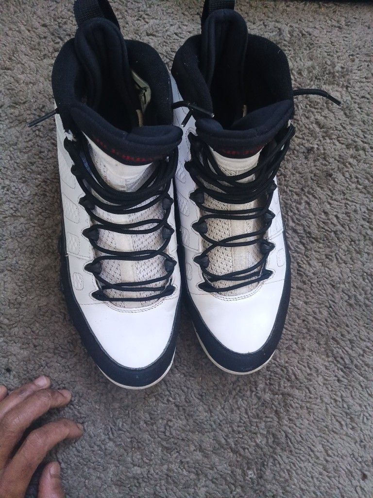 Jordan 9 Space Jam