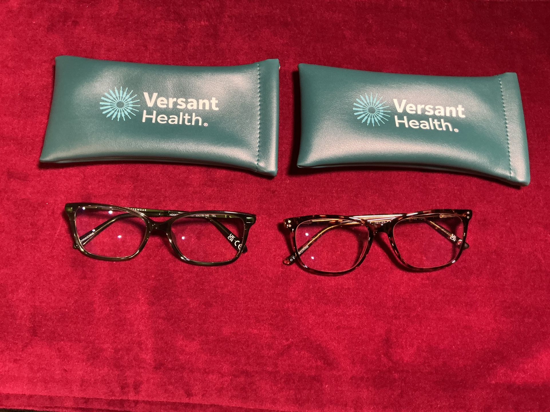 2 Pairs NWOT Chic & Trendy Blue Light Blocking Glasses. 1 Tortoiseshell & 1 Green