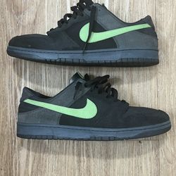 Nike Dunk Low “No Liner”