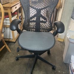 Herman Miller Mirra Office Chair