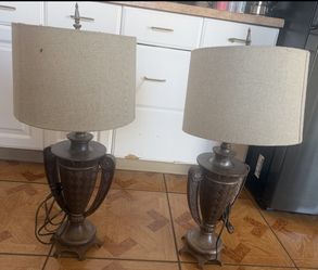2 Table Lamps