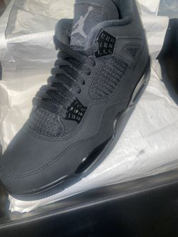 Jordan 4 Black Cat