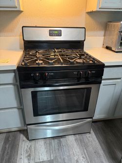 Frigidaire Stainless Steel Gas Range