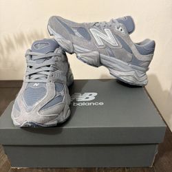 New Balance Sneakers