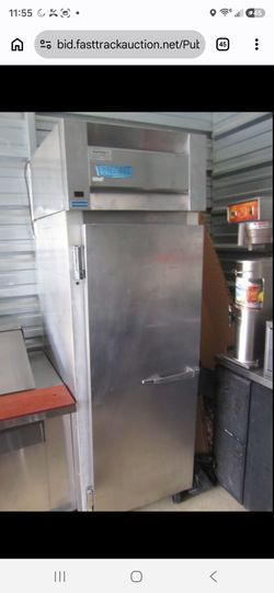 McGill commericL Refrigerator