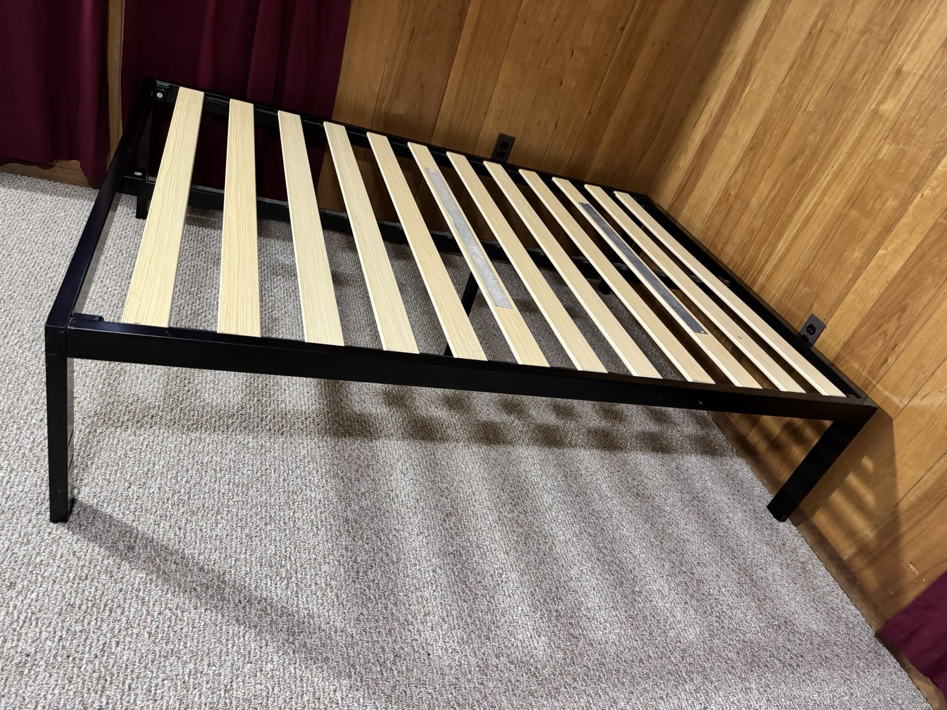 Zinus full size bed frame