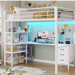 Twin Bed Fran With Desk Area 