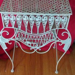 Painted Metal Garden Desk Vanity With Drawer Color White