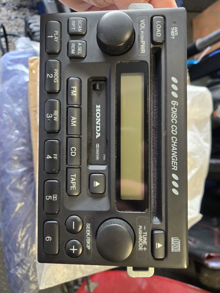 HONDA OEM 6 CD DISC CHANGER RECEIVER RADIO