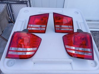 2010 Dodge Journey Luces