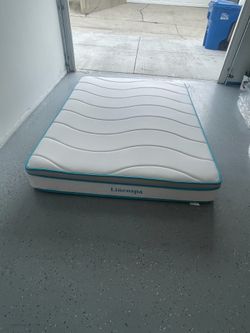 FREE Queen Mattress, Great Condition!