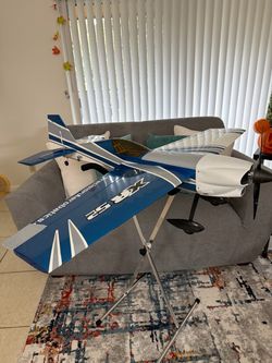 Precision Aerobatics XR-52 Rc Airplane