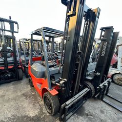 Toyota Forklift 3 Stages Sideshift 5000 Lbs