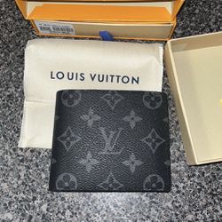 Louis Vuitton Wallet Grey