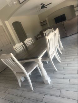 Dinning table