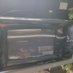 Magic Chef Microwave 