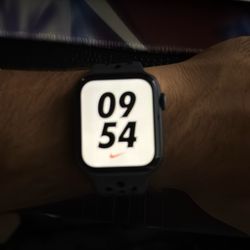 Nike Watch Series 4