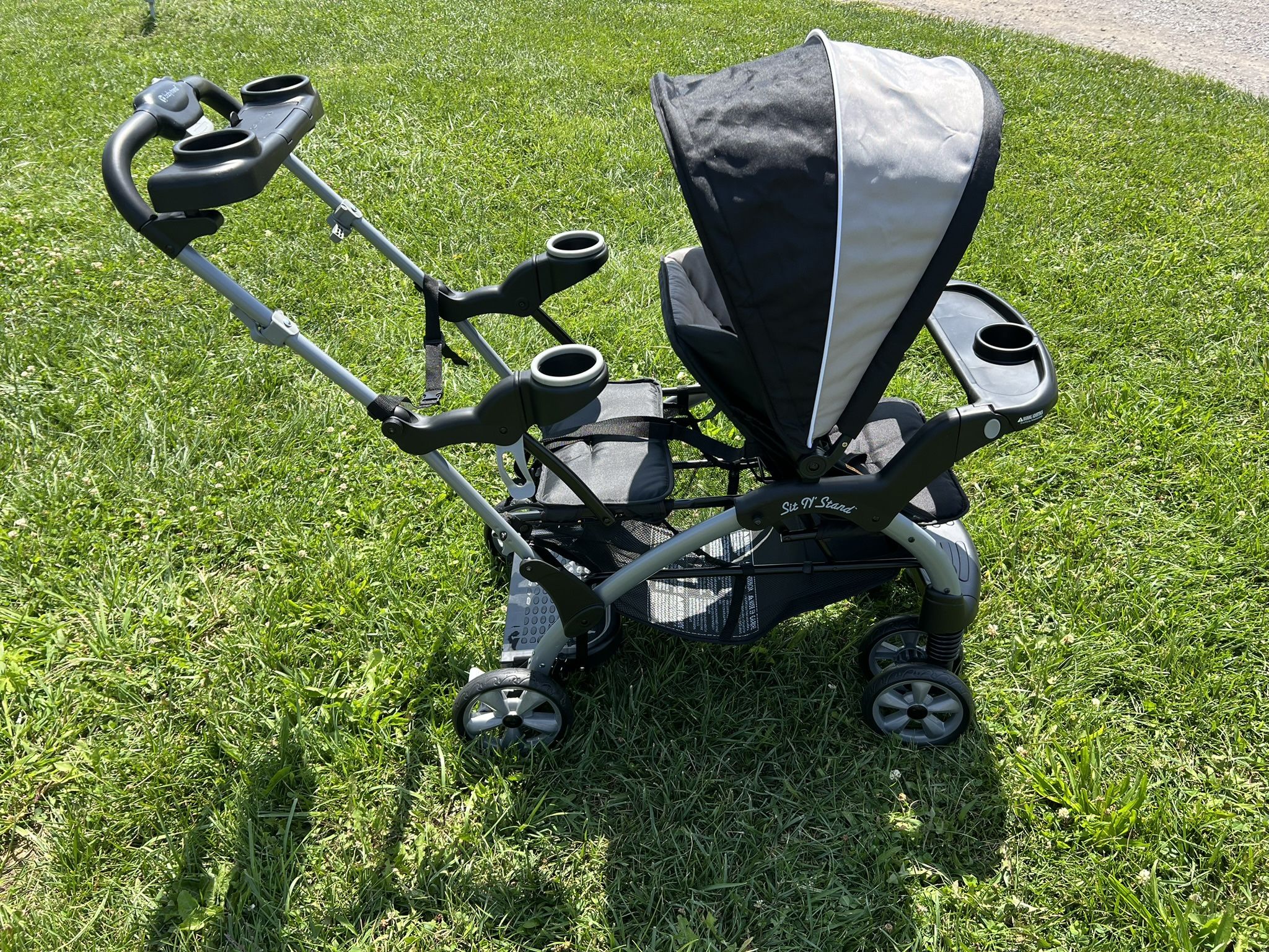new just assembled babytrend universal sit and stand