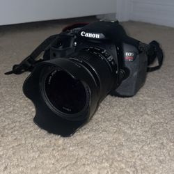 Canon EOS Rebel T4i + Extras