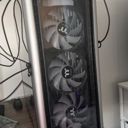 Ryzen 9 Gaming PC with Accessories 