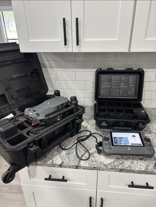DJI Matrice 30T RTK
Camera Drone