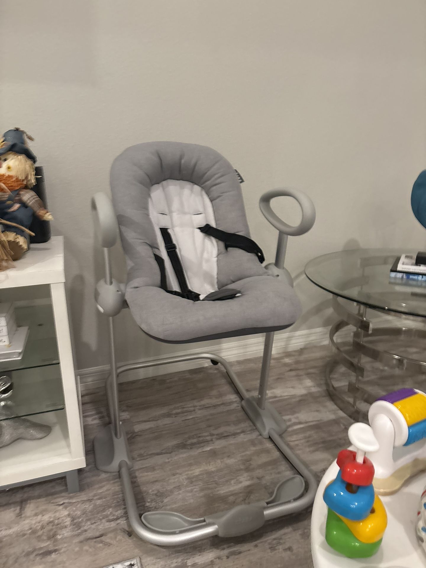  BEABA High/low Rocker Baby Chair Like New 