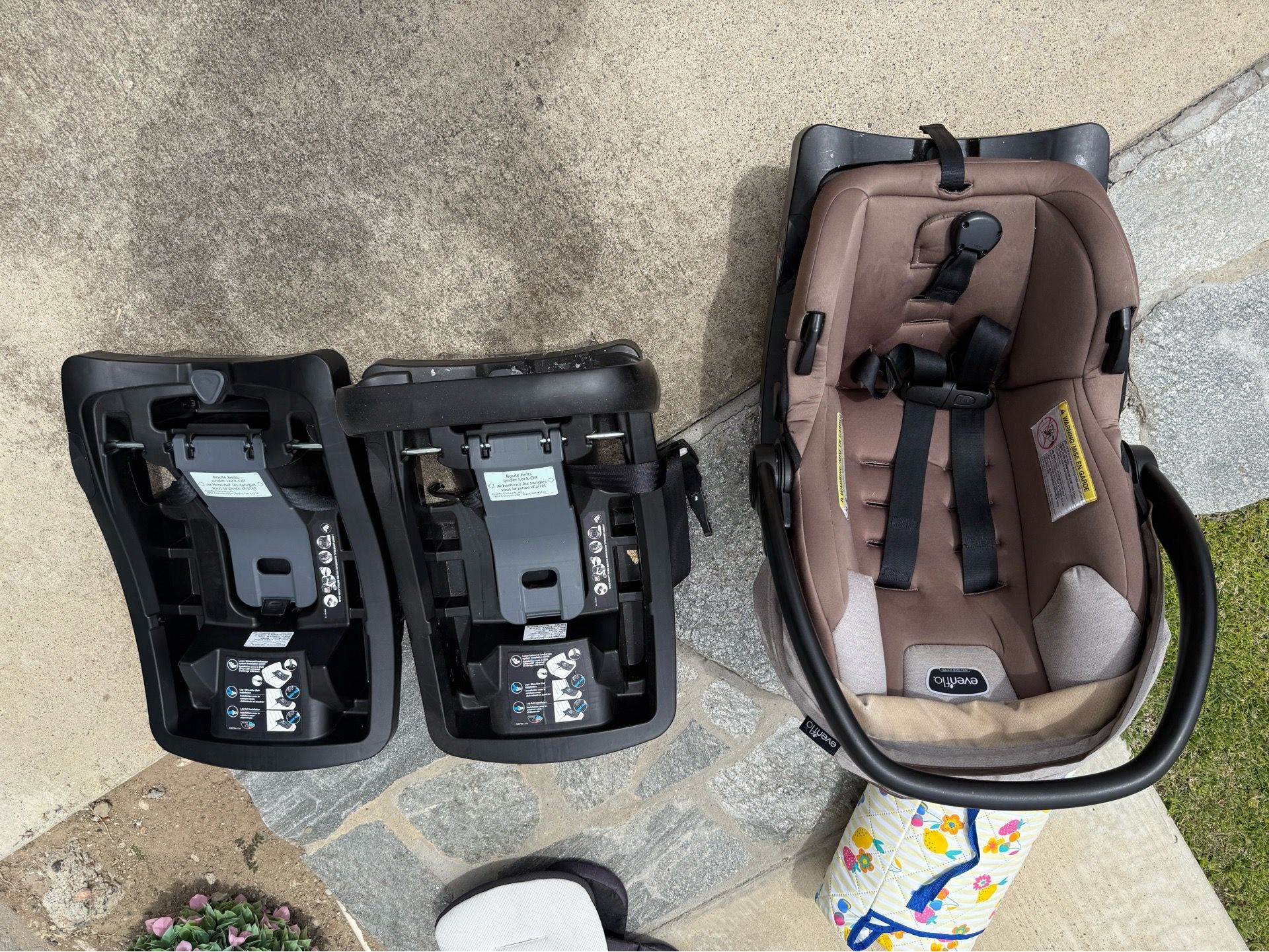 Car seat with 3 bases!