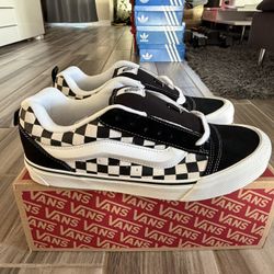 Men's Vans Knu Skool Casual Shoes Sneakers- Checkerboard Black White - Size 10, 11.5