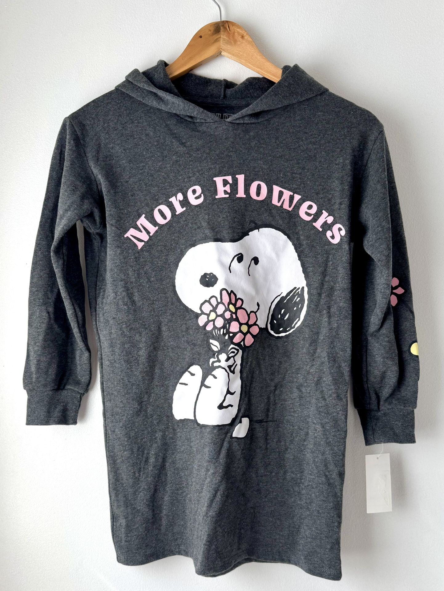 Girls Snoopy Sweatshirt, Medium