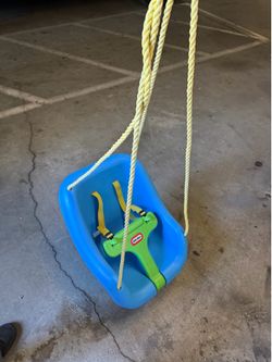 Kids swing