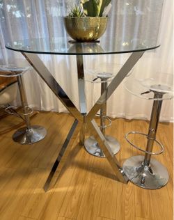 Silver Bar Table - Mesita de Barra Plateada