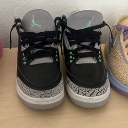 Jordan 3 Green Glow