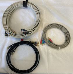 (3) Audio/video/component Cables