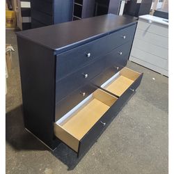 8 drawers dresser with rails / Eight drawers dresser with rails
