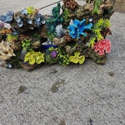 Aquarium Ornament Coral With Air Bubbler 