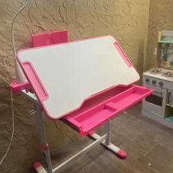 Kids Adjustable Height Desk w/Tilted Desktop, Light & Storage - See My Other Items 😄