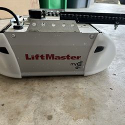 Garage Door Opener 