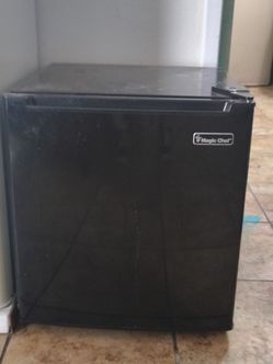 Mini fridge