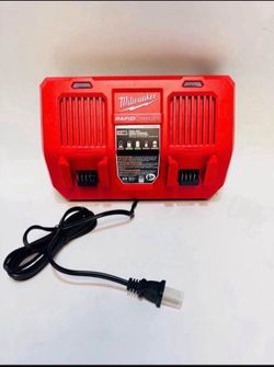 🔥 Milwaukee M18 18-Volt Lithium-Ion Dual Bay Rapid Battery Charger