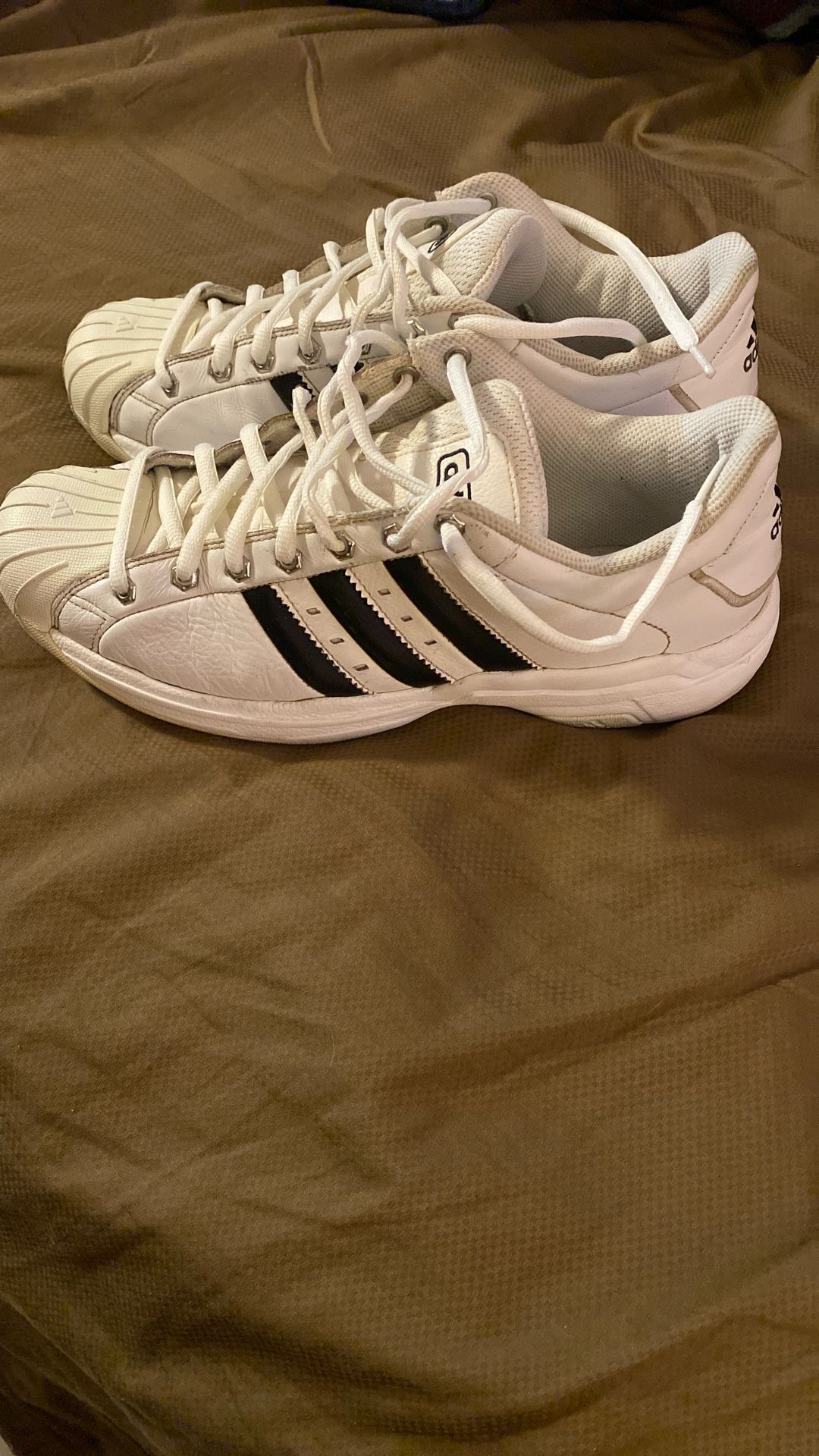 Adidas 2G Size 11 extra clean