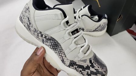 Jordan 11 snakeskin low 11 sz7