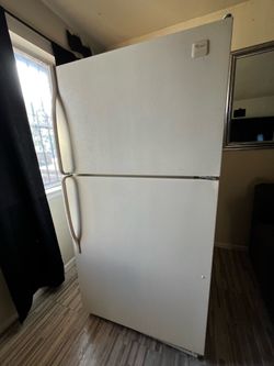 Whirlpool refrigerator