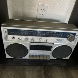 Toshiba RT80S Boombox