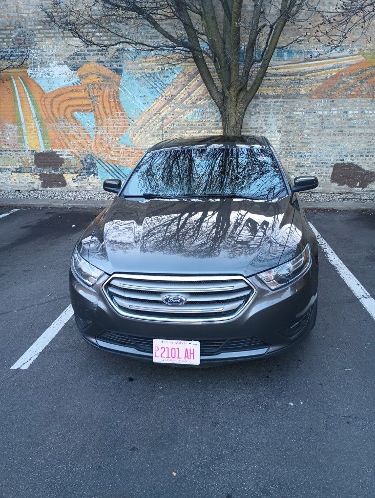 Ford Taurus SEL 2016 3.5