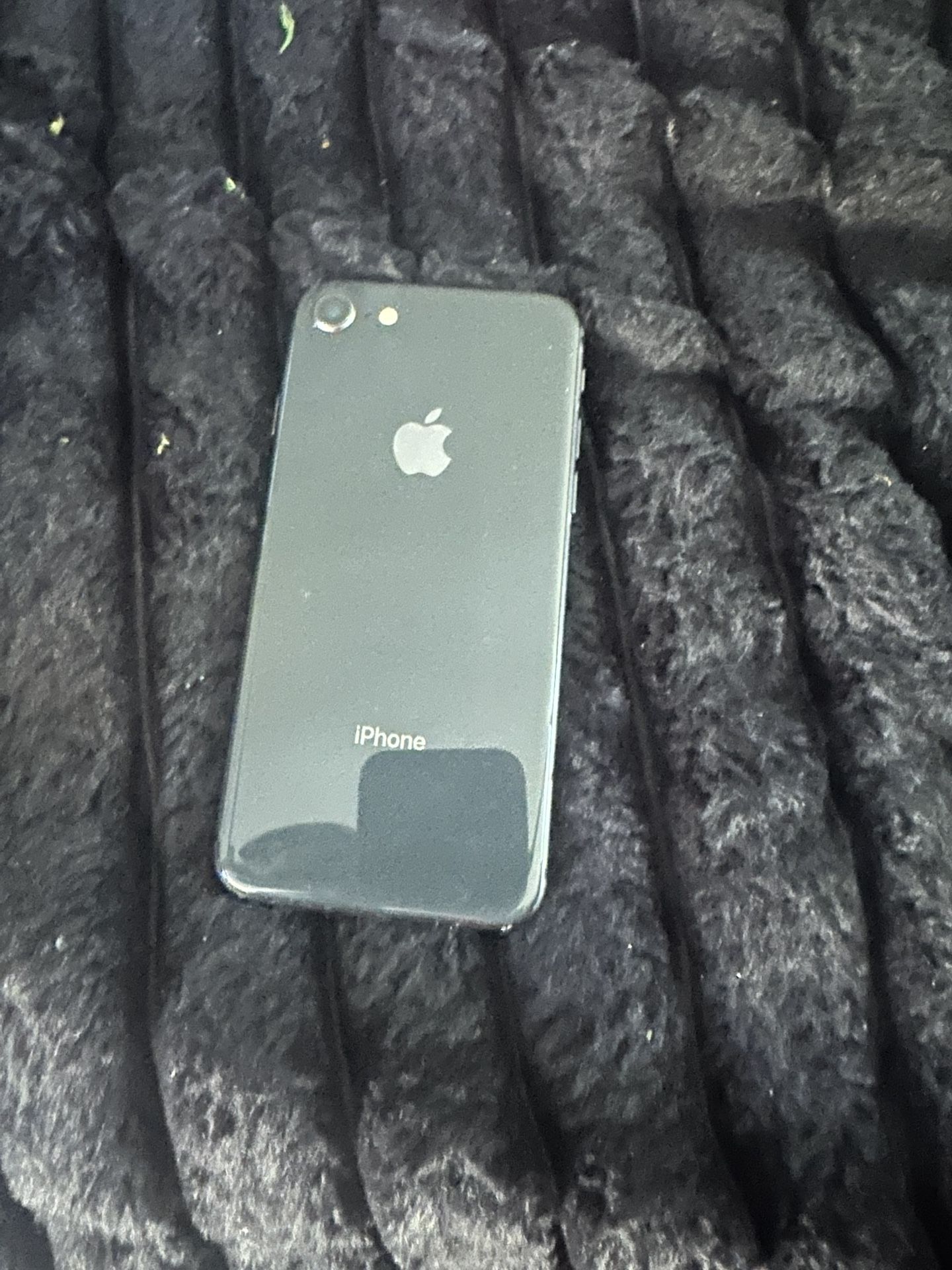 Iphone 8 for sale bill paid for 6 months